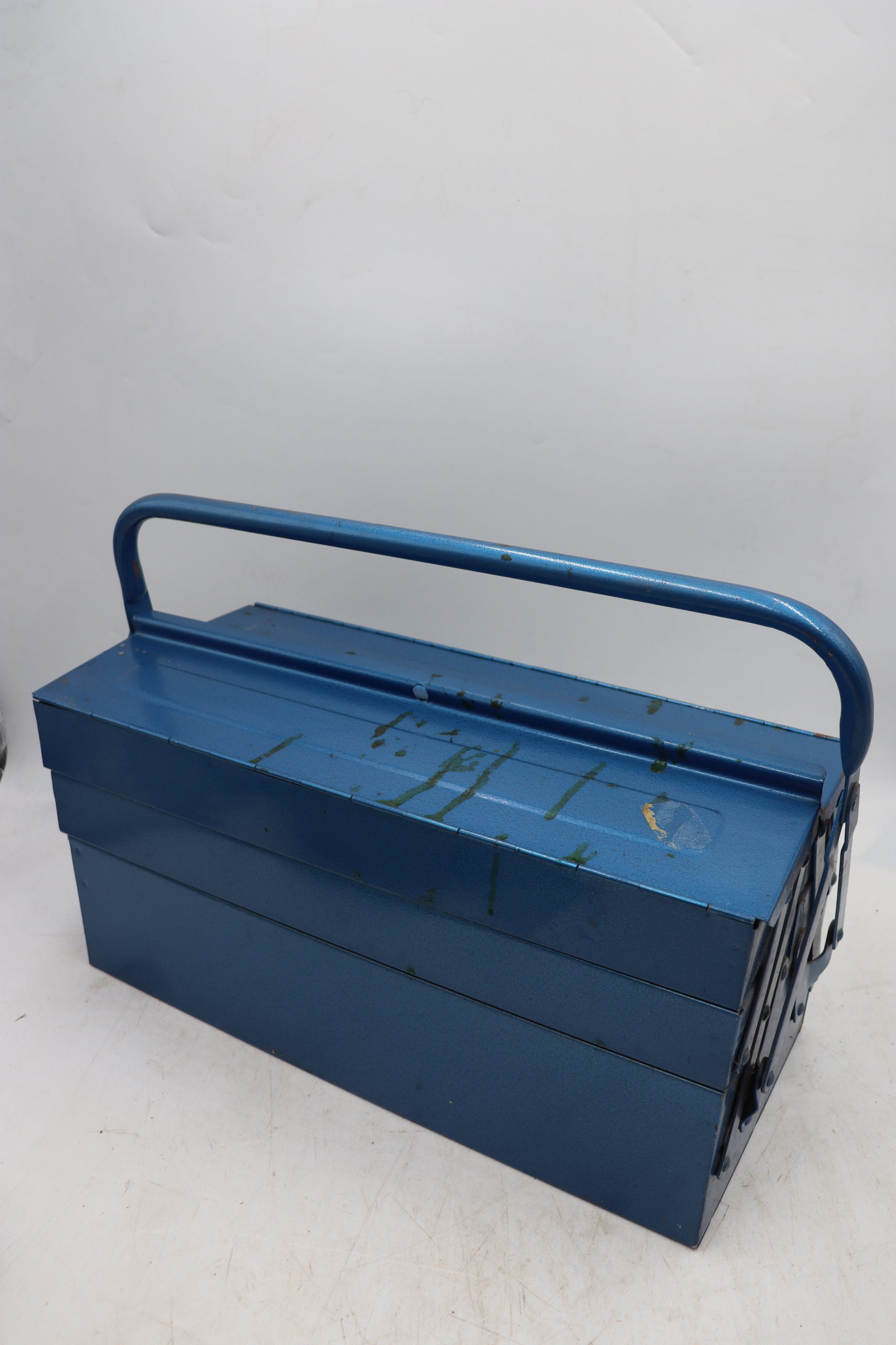 2794 Caisse à outils en métal – Image 1