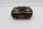 Boite en porcelaine