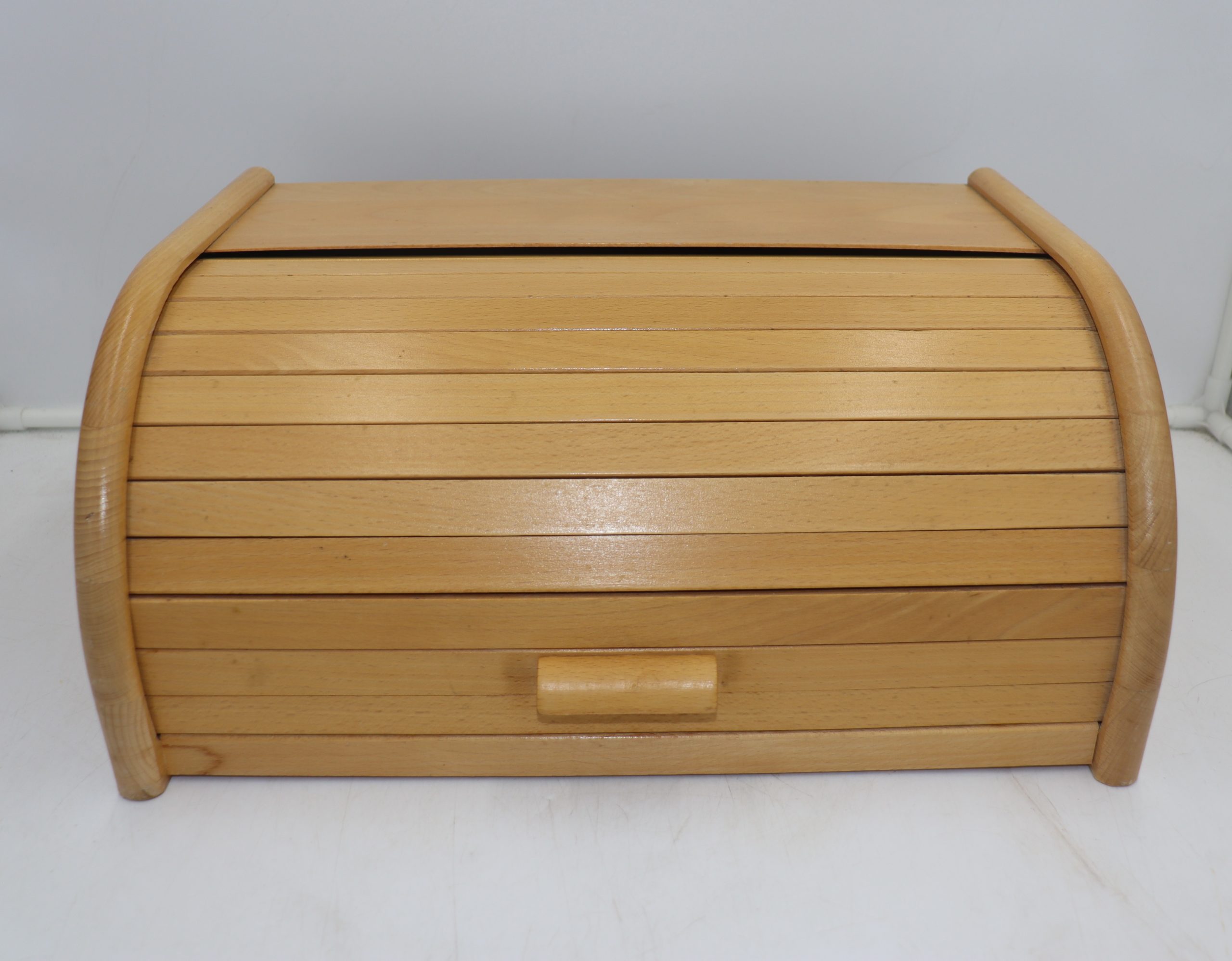 4360 (1) Boite a pain en bois – Image 1