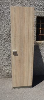 Armoire à balais