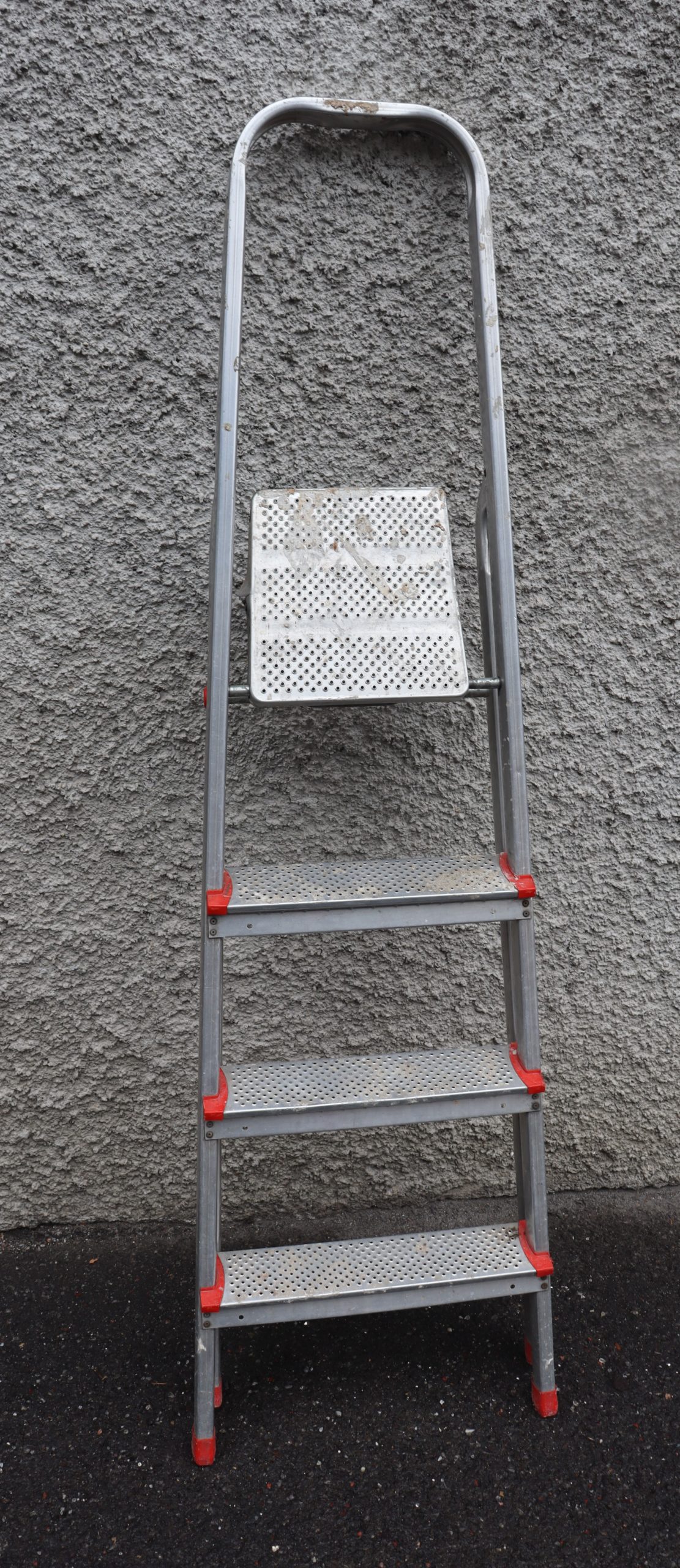 5634 Escabeau 4 marches – Image 1