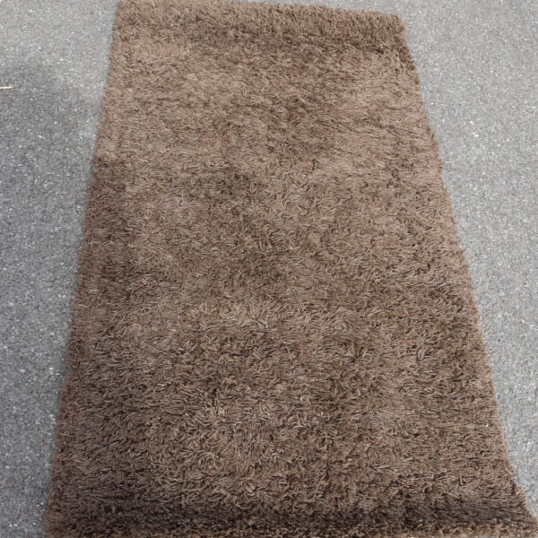 Tapis brun