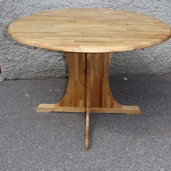 Table ronde à rallonge