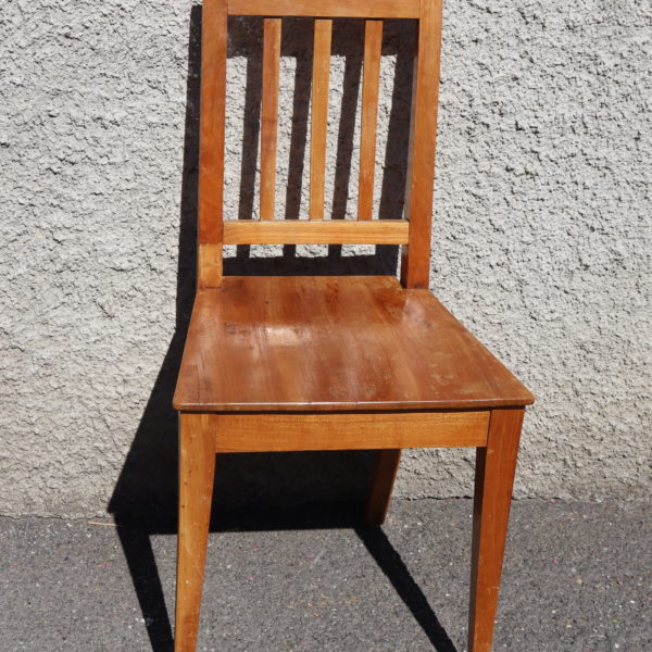 Chaise en bois / cerisier