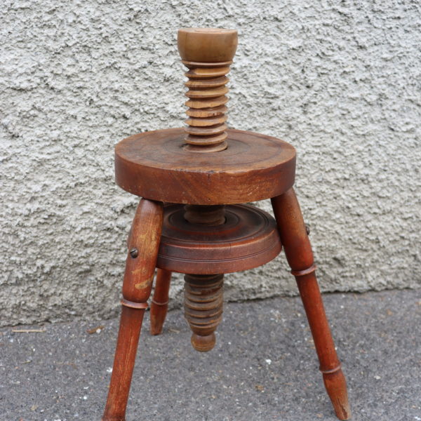 Pied de tabouret
