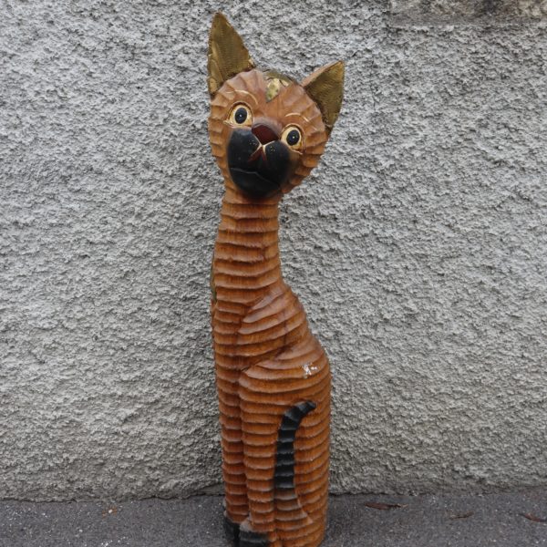 Chat en bois