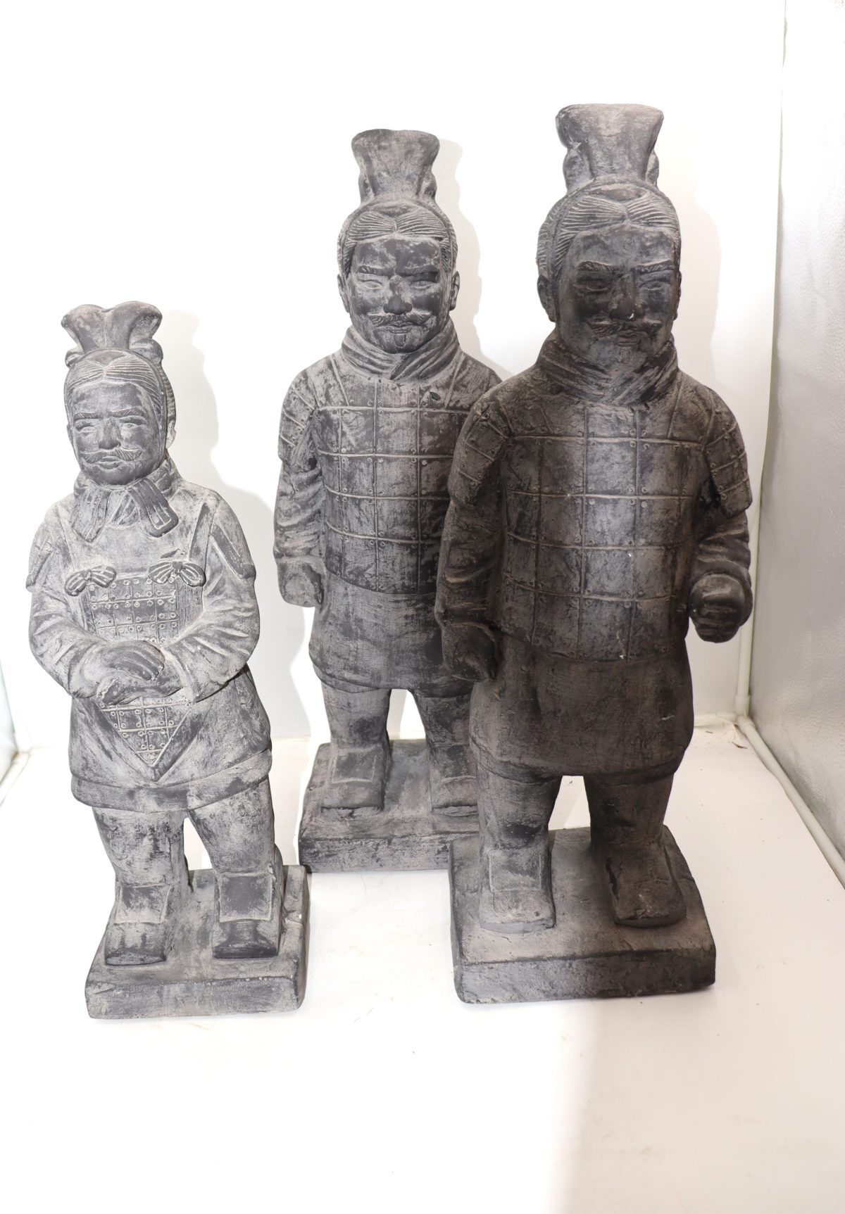 3x statue de guerrier – Image 1