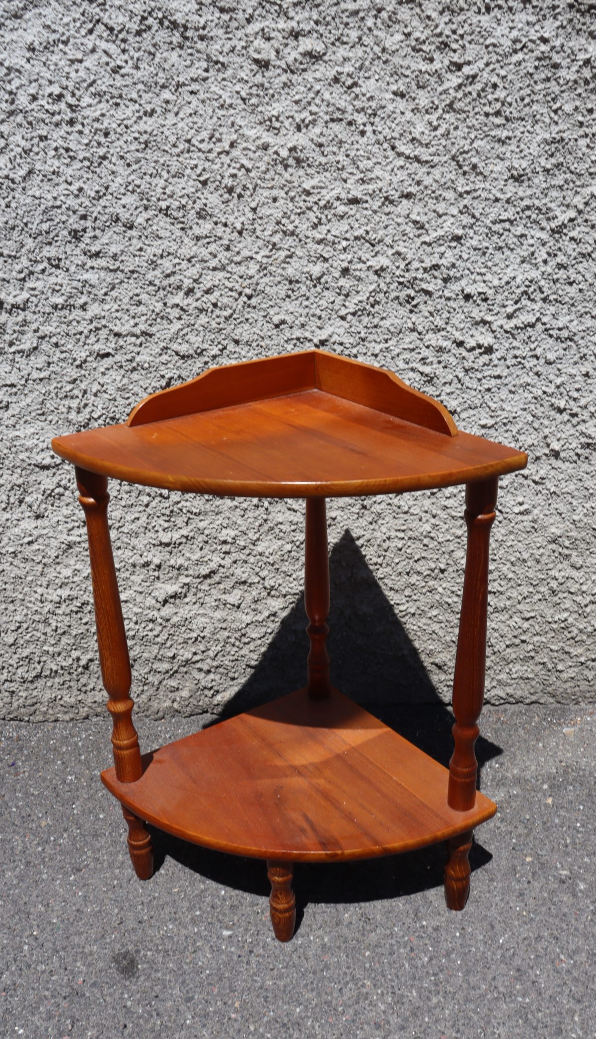 Etagère d'angle – Image 1