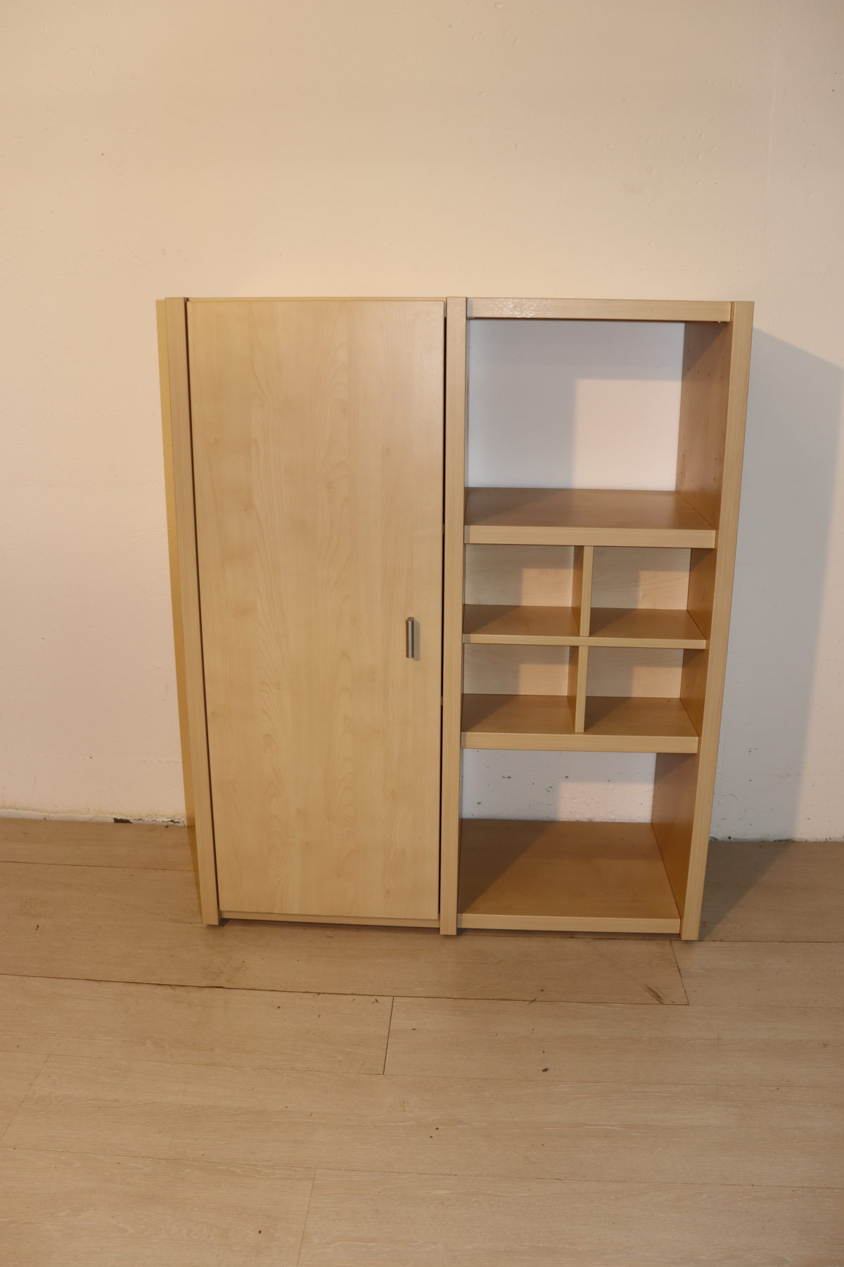 Meuble de rangement – Image 1