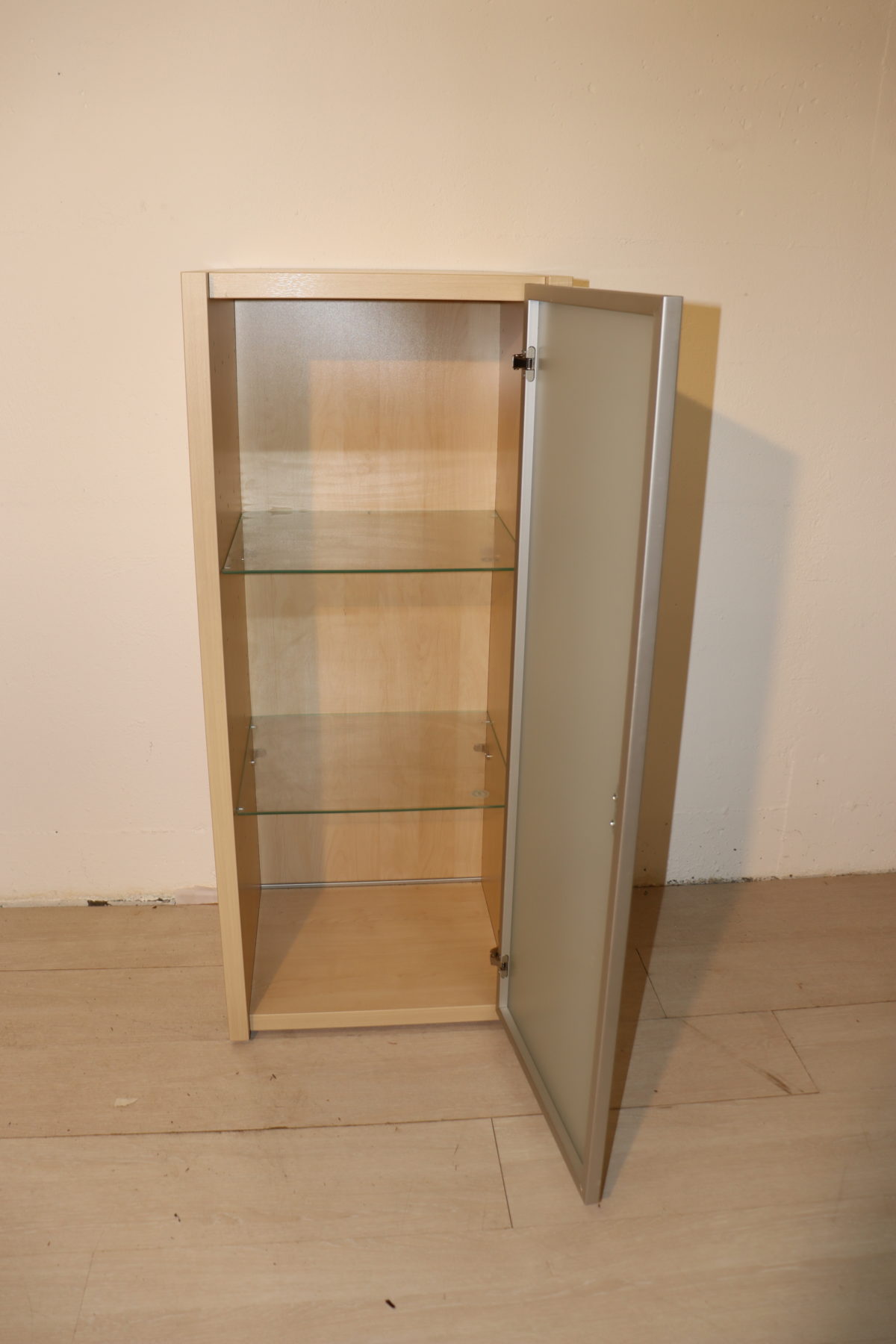 Meuble de rangement / vitrine – Image 2