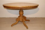 Table ovale en bois