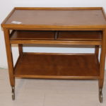 Meuble desserte à roulettes