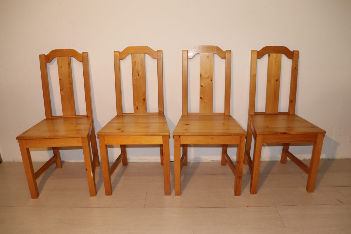 4x chaises en bois – Image 1