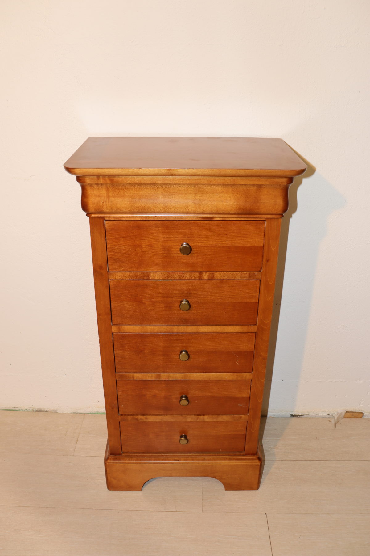 Meuble à tiroirs – Image 1