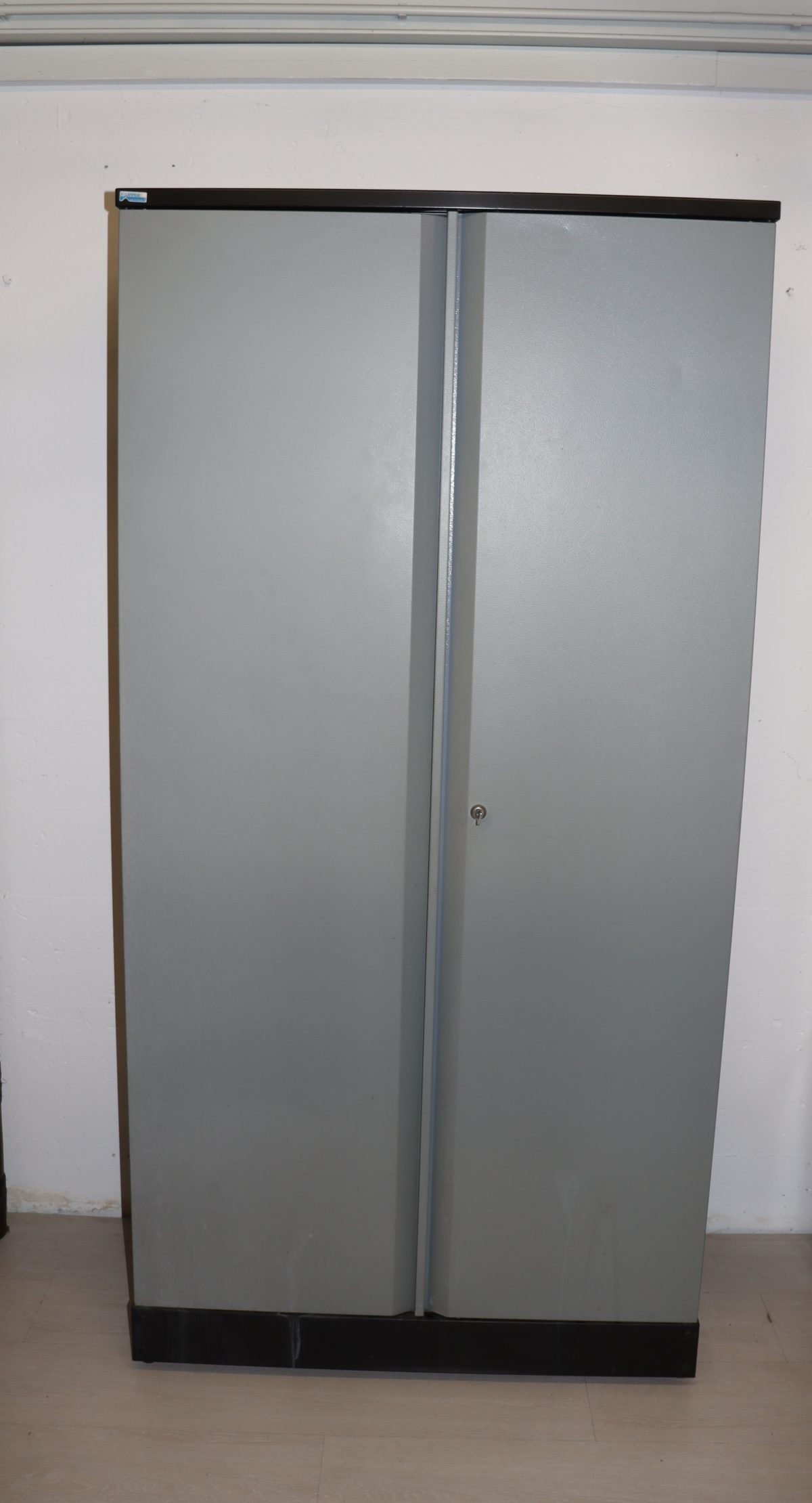 Armoire métalique Küpper – Image 1