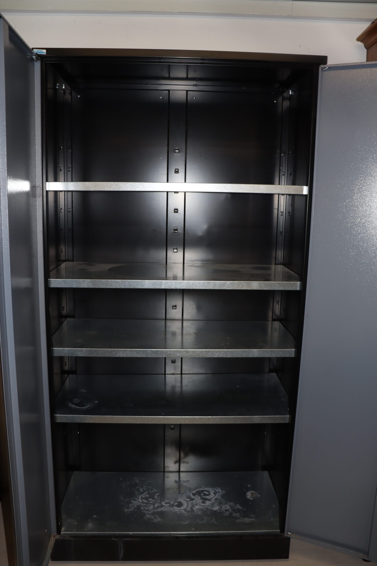 Armoire métalique Küpper – Image 2