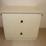 Table de nuit blanche