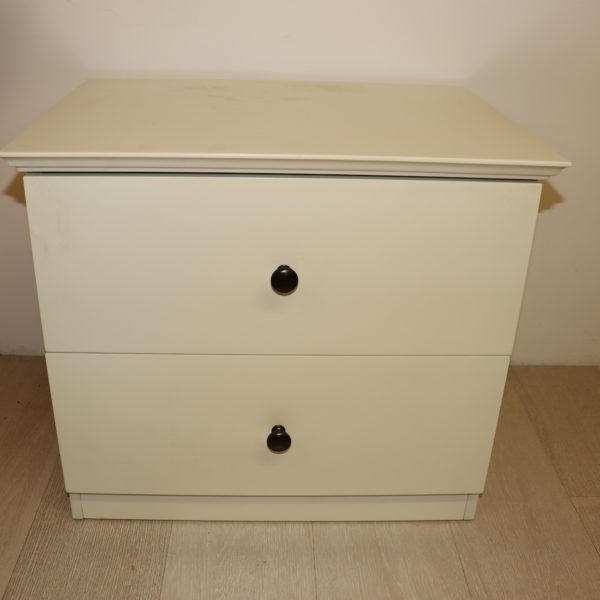 Table de nuit blanche