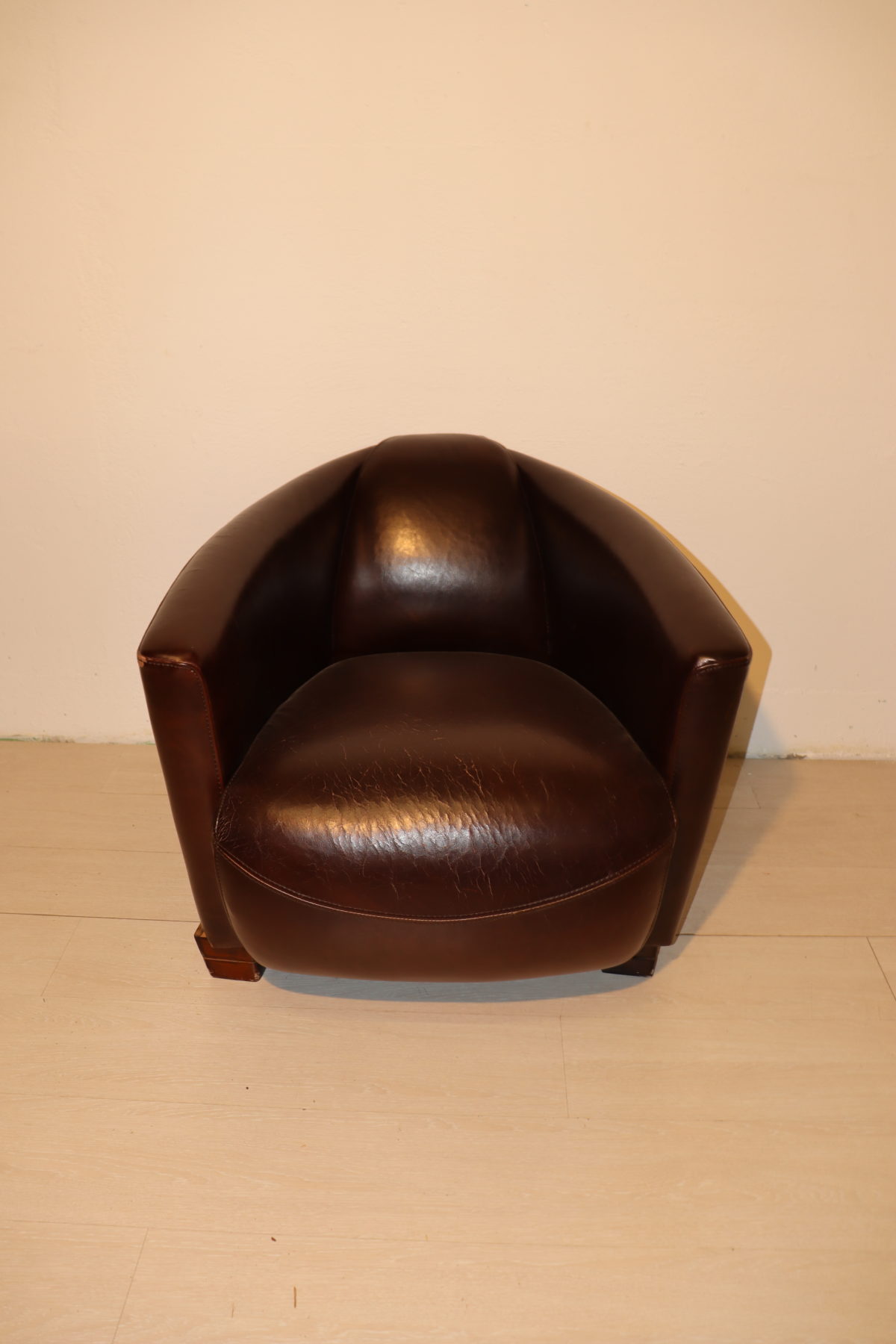 Fauteuil en cuir – Image 1