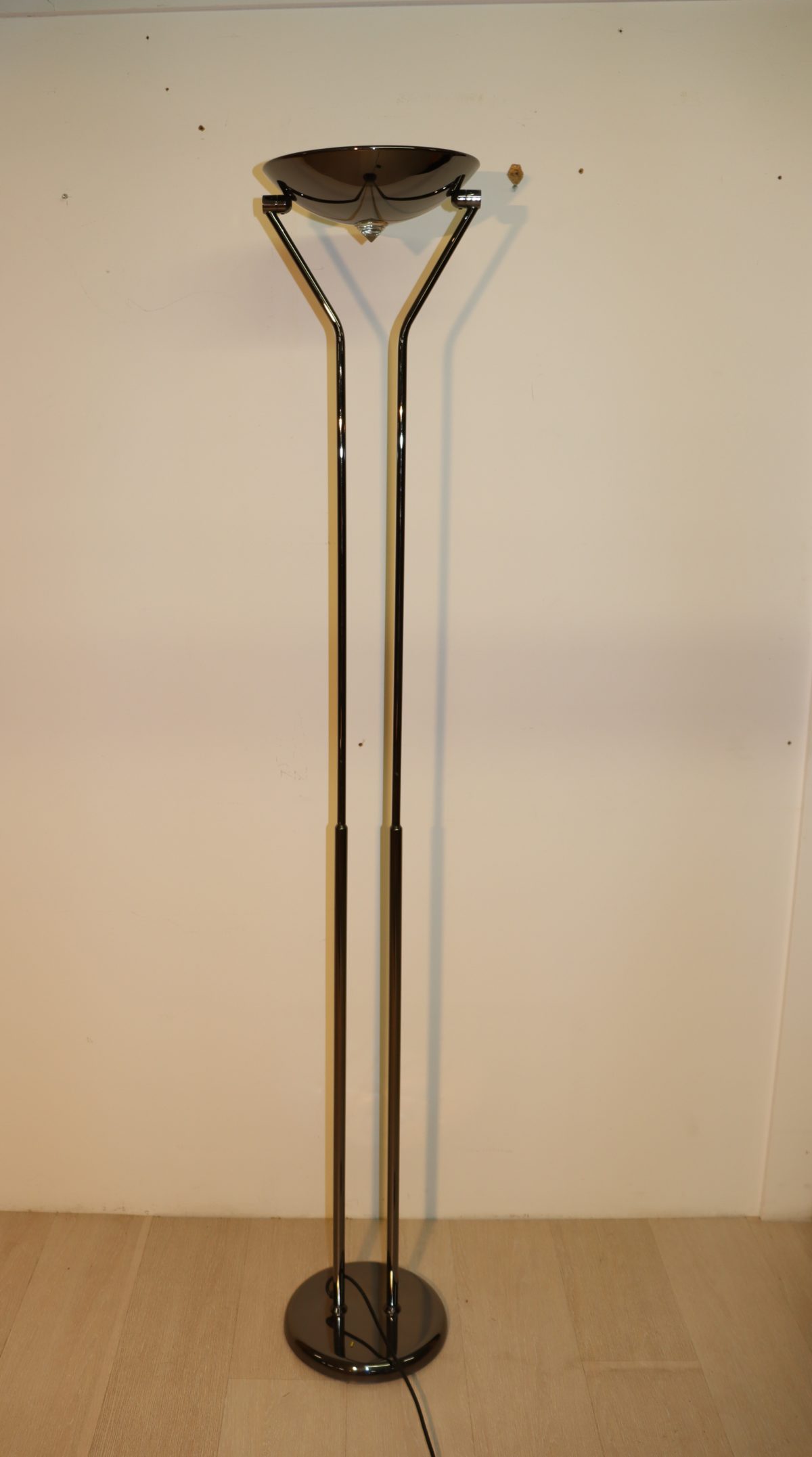 Lampe halogène chrome noir – Image 1