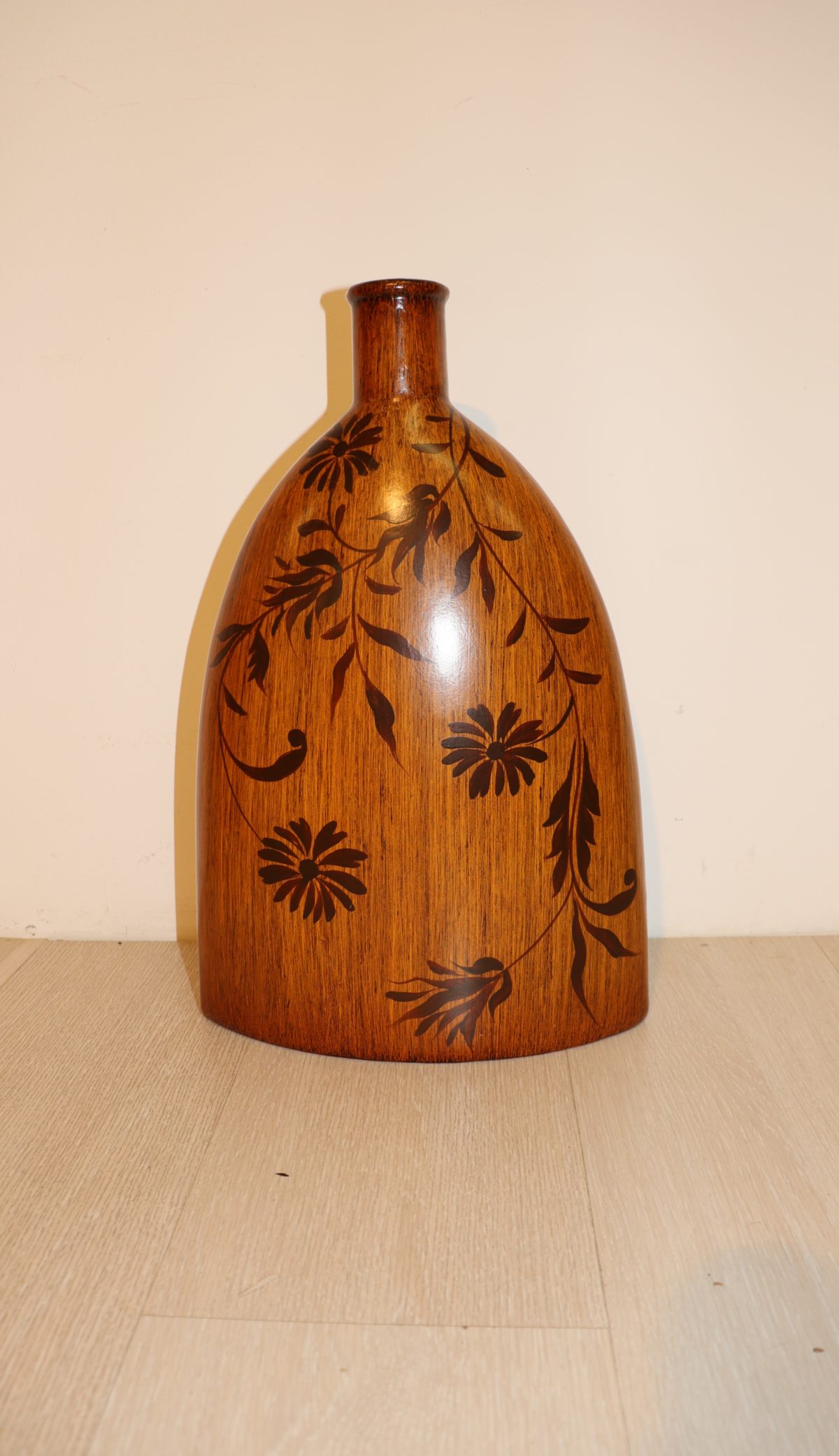 Vase avec motifs – Image 1