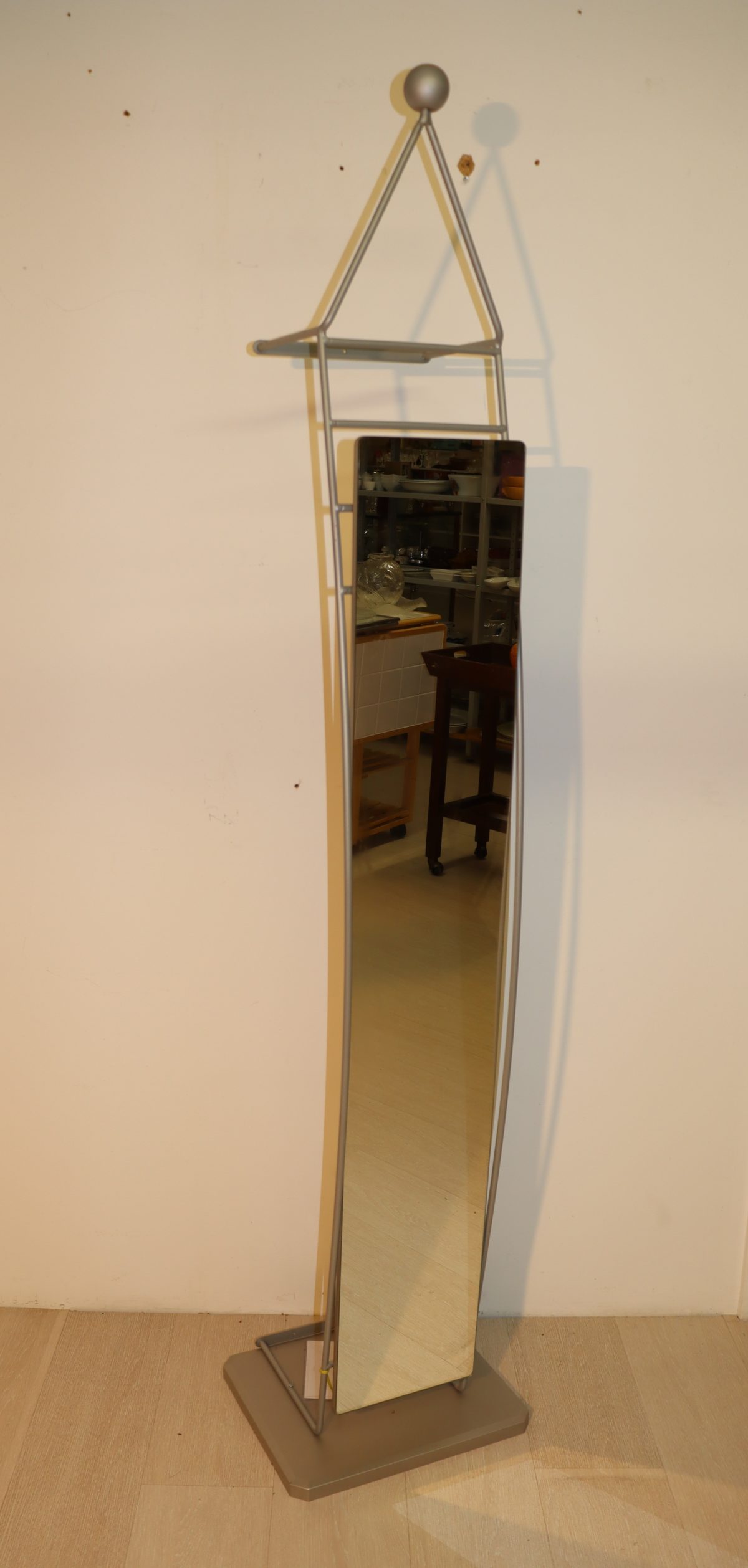 Miroir sur pied – Image 1