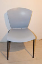 Chaise bleue Carina