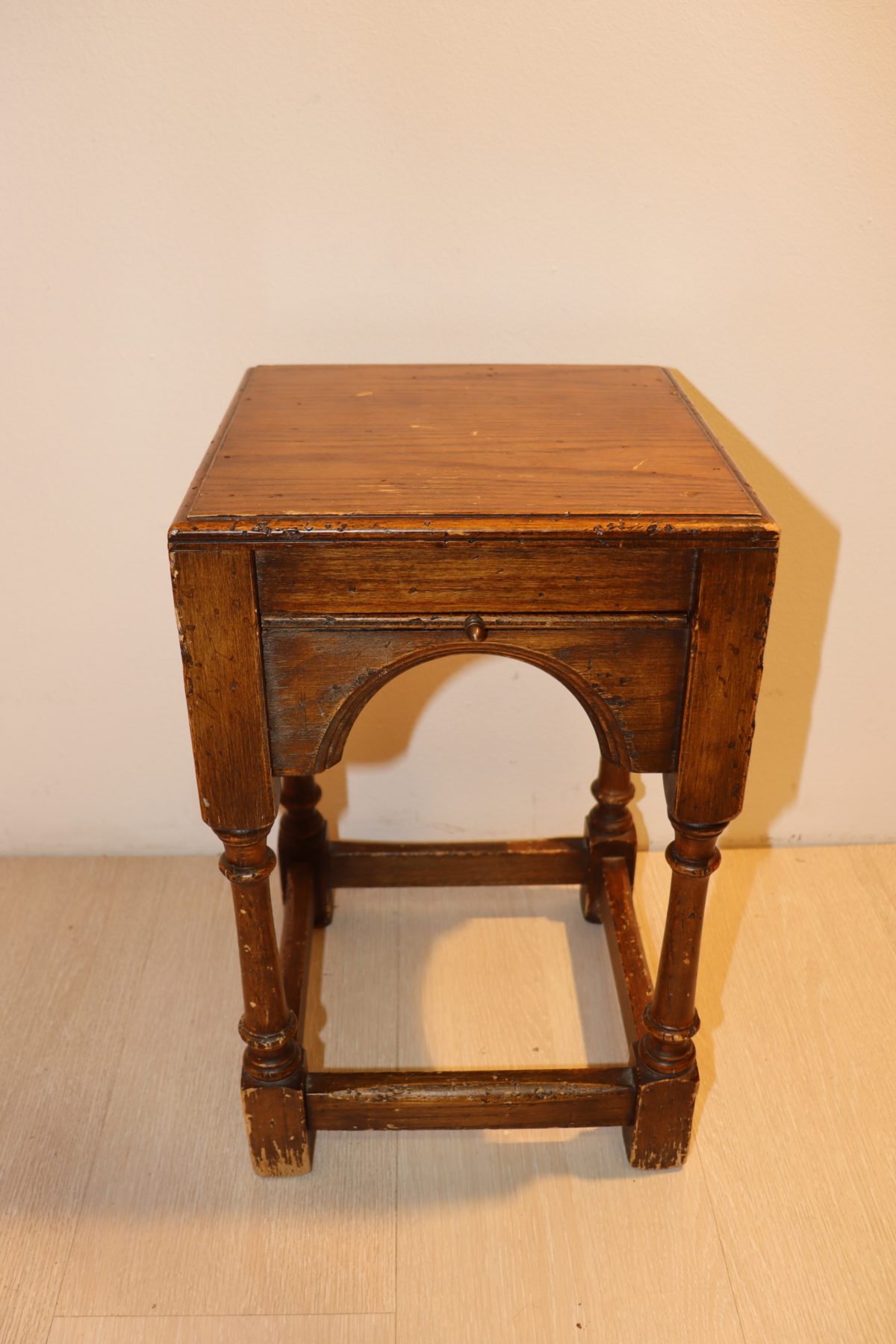 Petit meuble d'appoint – Image 1