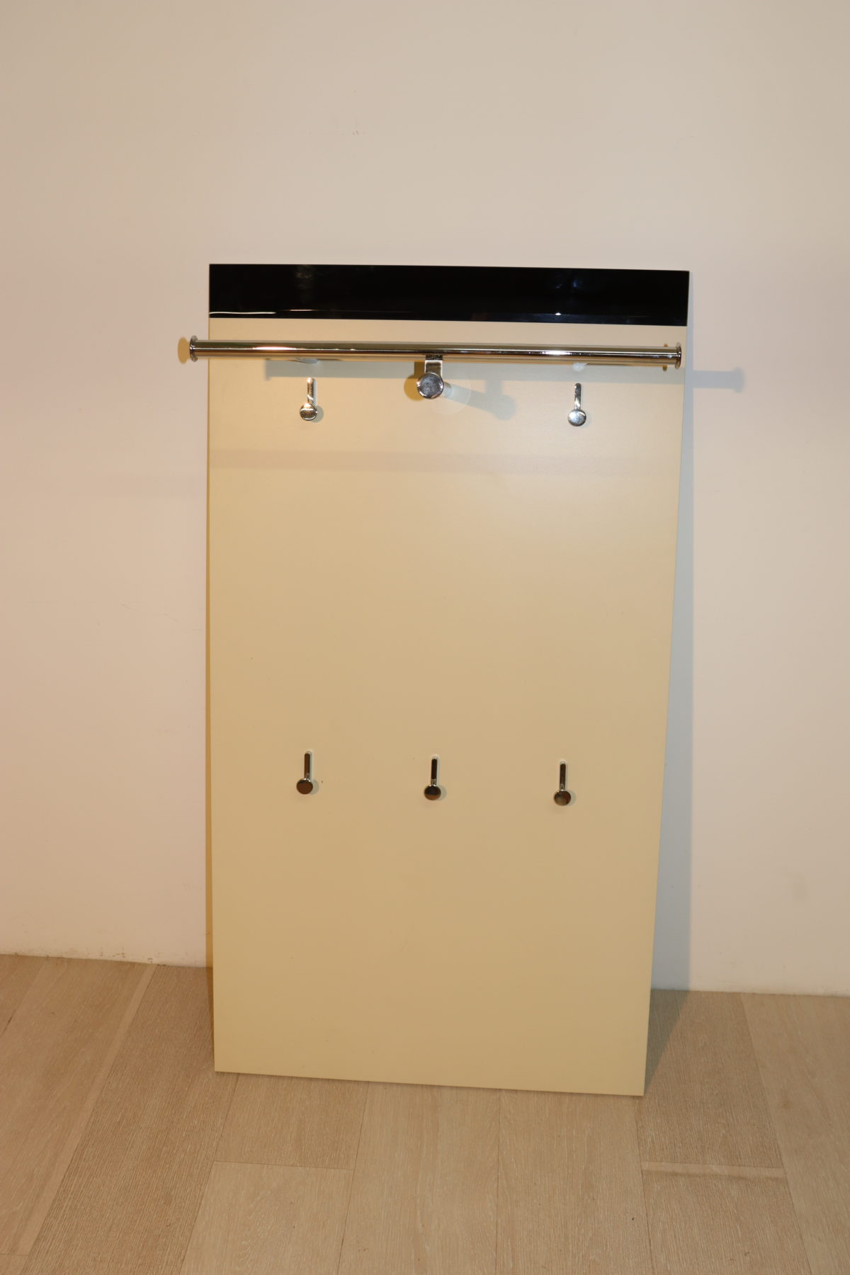 Porte habits pour entrée – Image 1