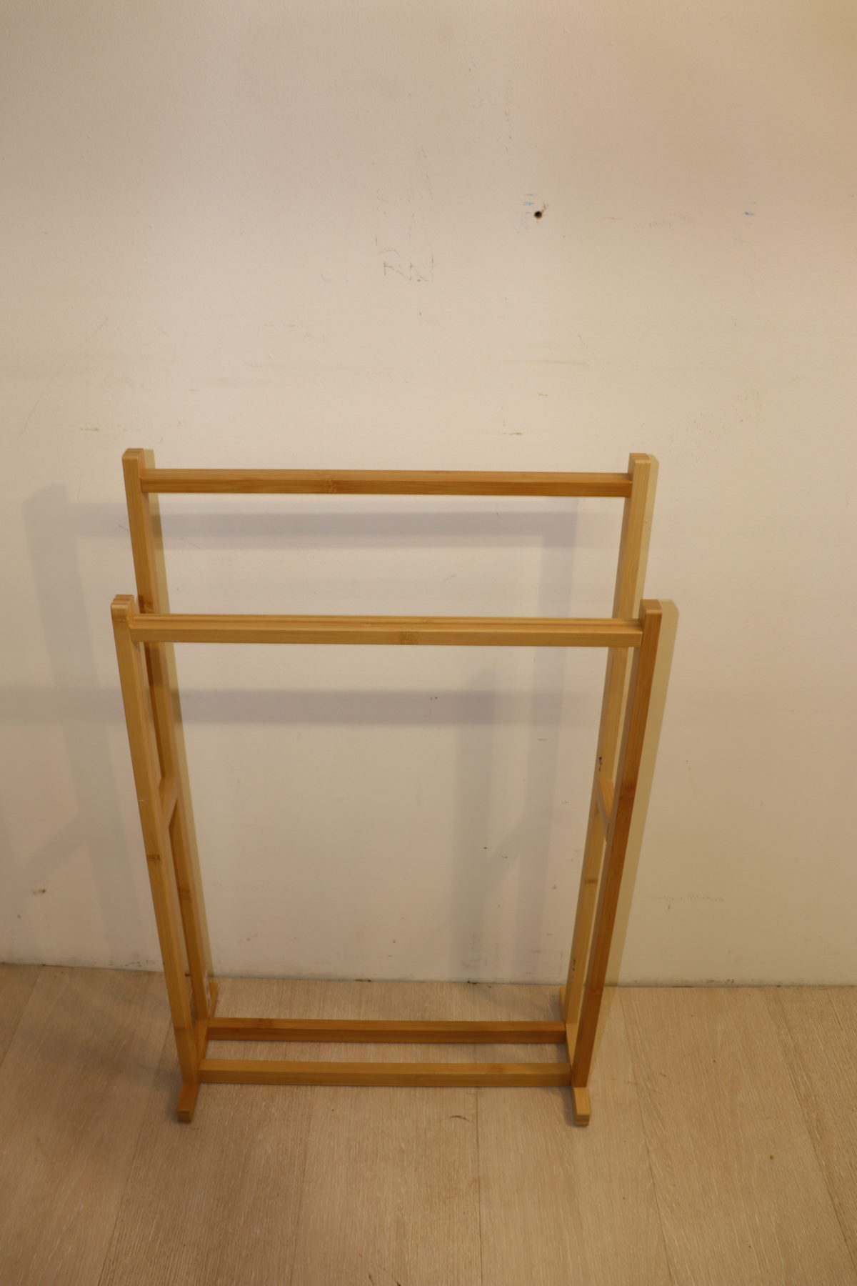 Porte serviette en bois – Image 1