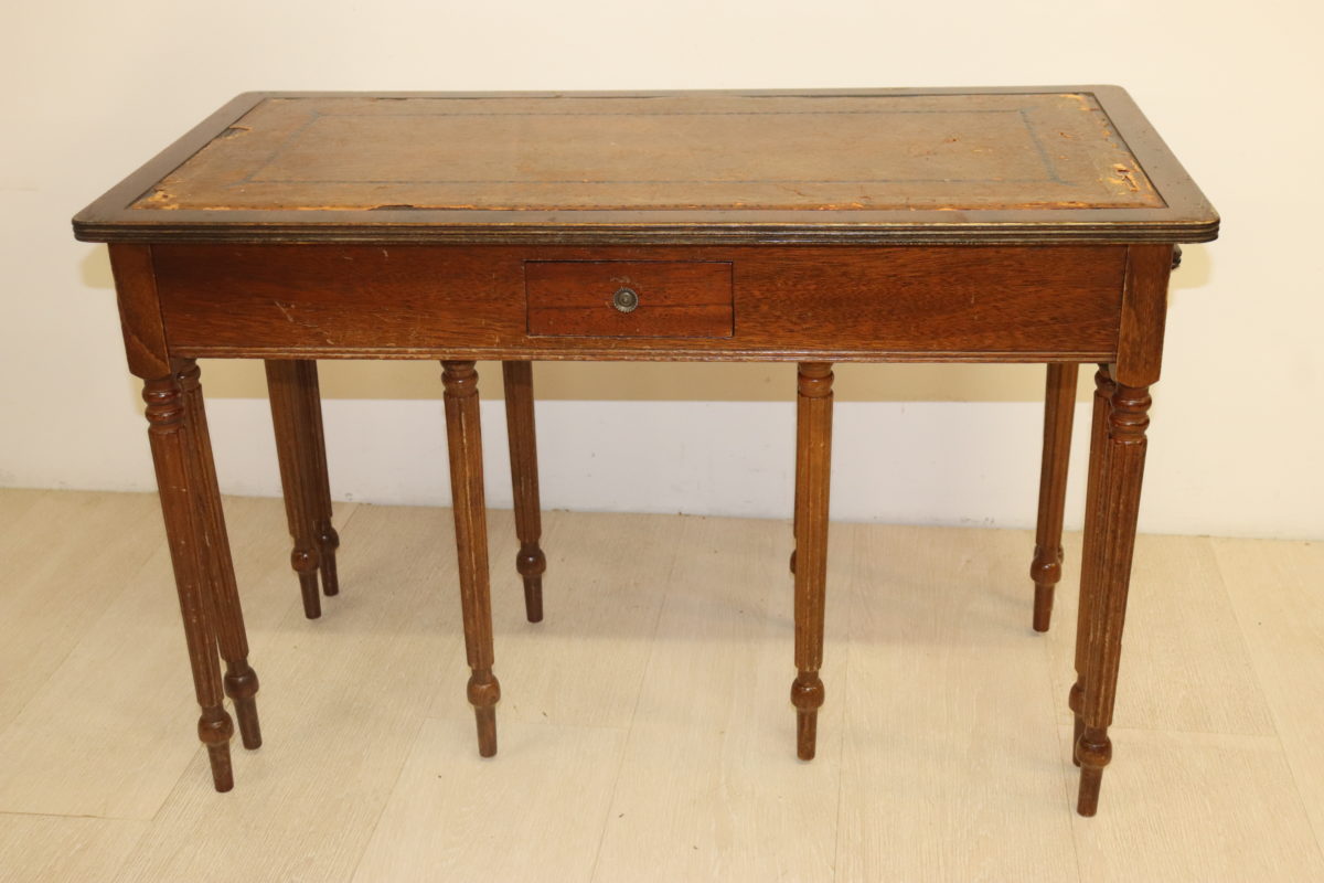 Table de salon – Image 1
