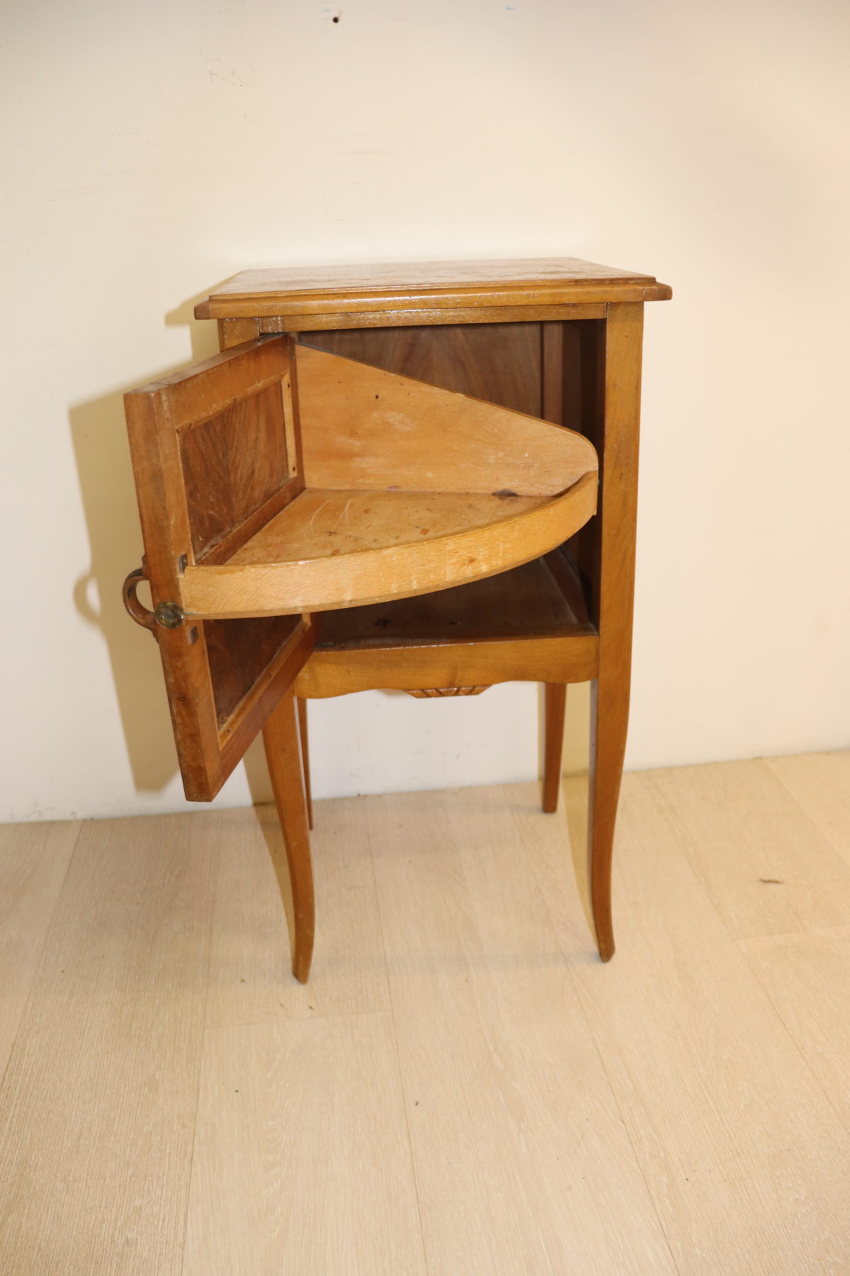 Table de nuit – Image 2