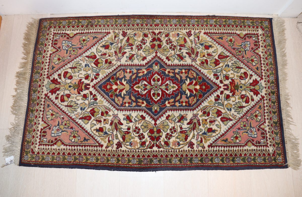 Tapis – Image 1