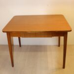 Table à manger en formica