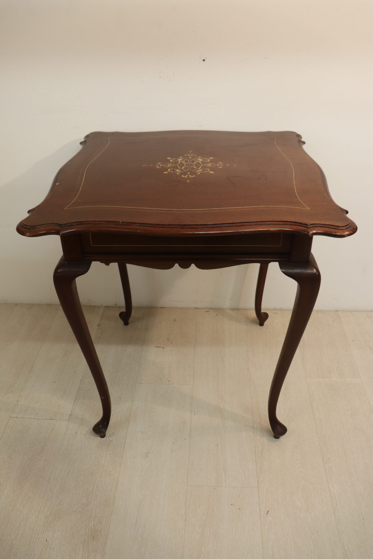Table d'appoint – Image 1