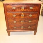 Commode avec marbre rose