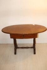 Table pliable avec tiroir – Image 2