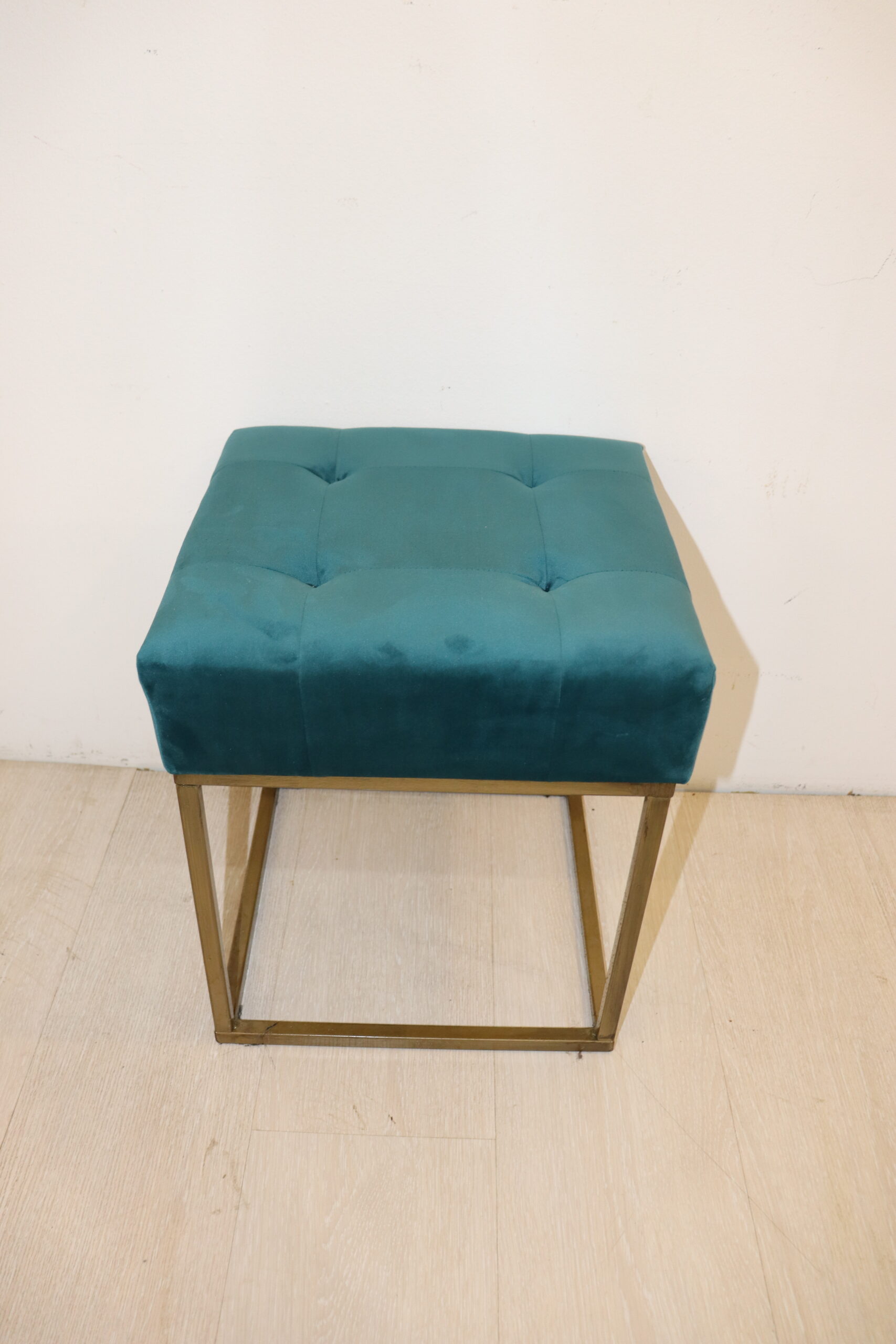 7934 Tabouret – Image 1