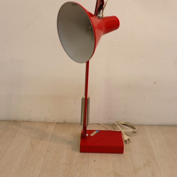 Lampe de bureau en métal