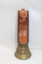 Cloche de Fribourgeoise / Albertano La Sarraz