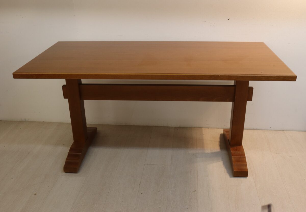 Table de salle à manger en bois massif – Image 1