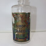 Bouteille décorative sirop de groseille