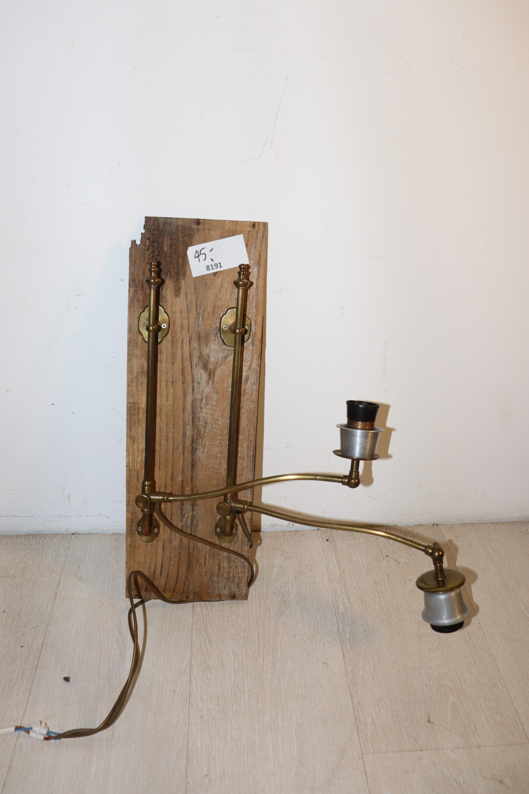 8191 Ancienne applique – Image 1