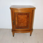 Meuble d'appoint avec clé