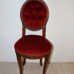 Chaise rouge