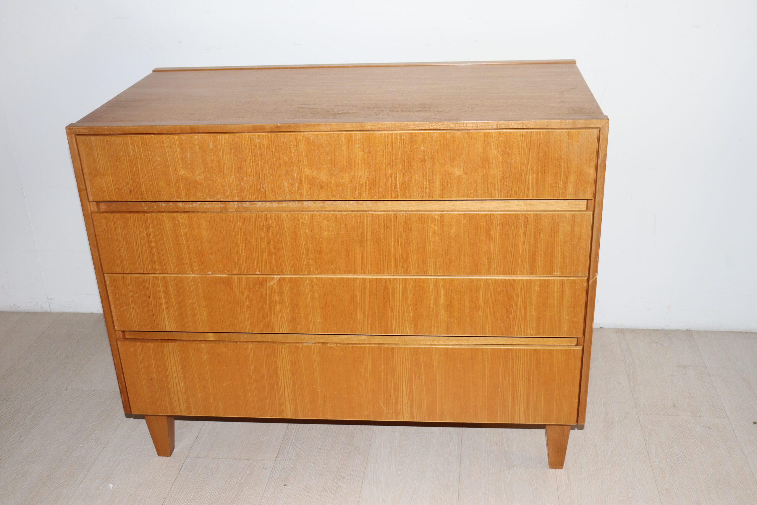 8252 Commode vintage – Image 1