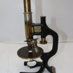 Microscope ancien