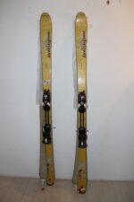 Ski Rossignol avec peau