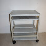 Table de travail à roulette en métal