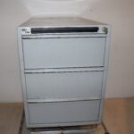 Casier en métal 3 tiroirs